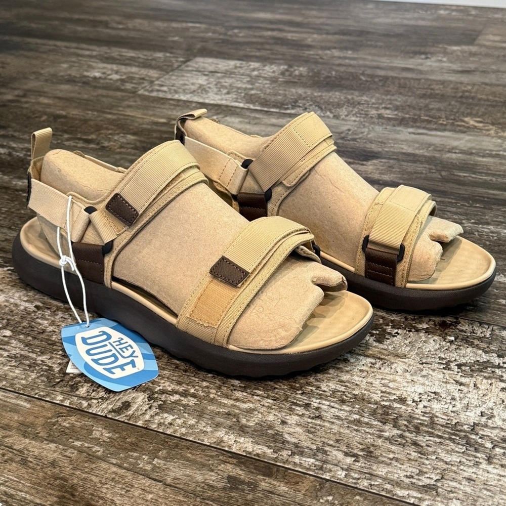 Hey Dude Carson Sandal Sport Mode Mens Size 12 Tan‎ Brown Pool Vaca Beach Comfy
